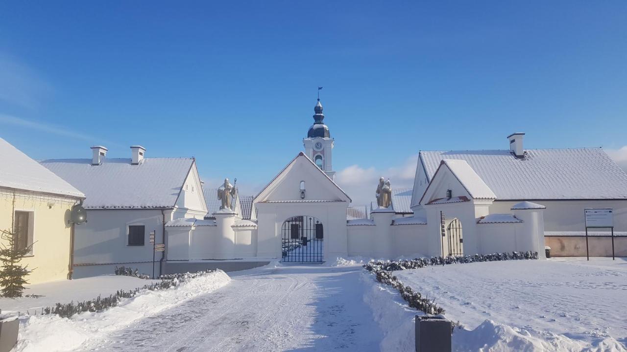 Pokamedulski Klasztor W Wigrach Вигры Экстерьер фото