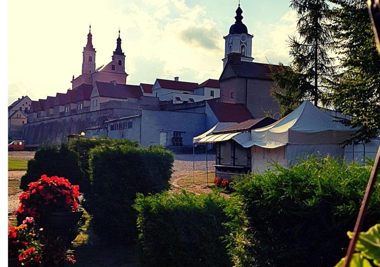 Pokamedulski Klasztor W Wigrach Вигры Экстерьер фото